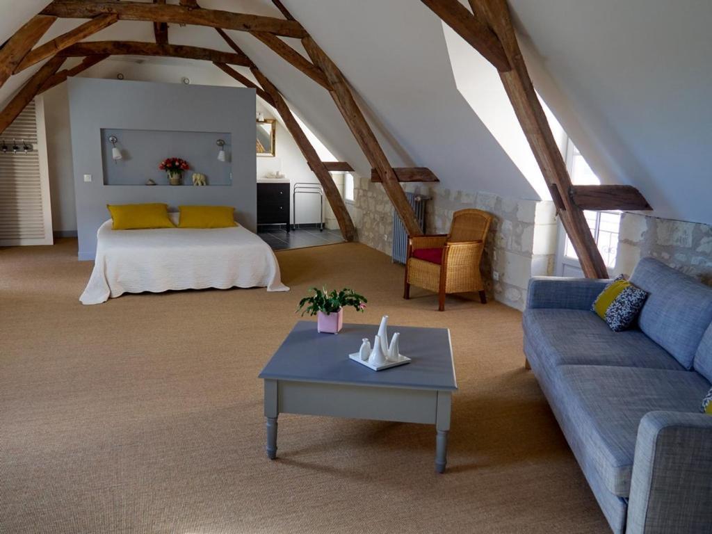 Chambres D'Hotes Rue Du Poids Бургей Екстериор снимка