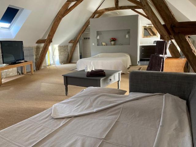 Chambres D'Hotes Rue Du Poids Бургей Екстериор снимка